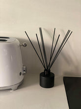 Load image into Gallery viewer, Matte Black Reed Diffuser 200ml